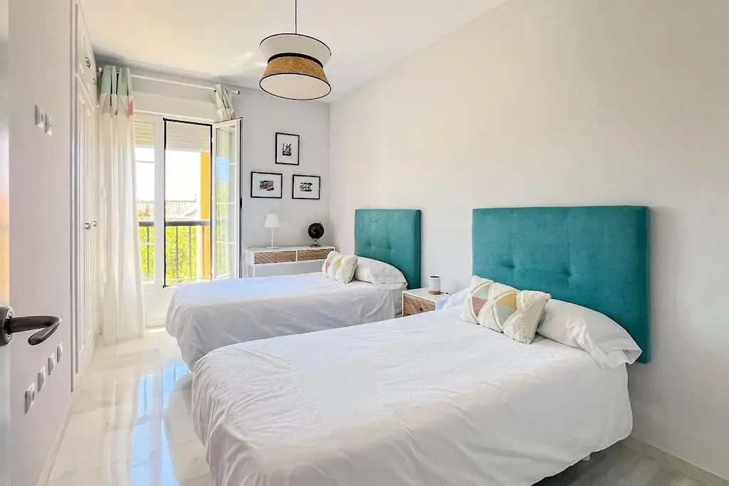 Apartment Oleholidays Genova 2 Junto A Hotel Marriot Marbella