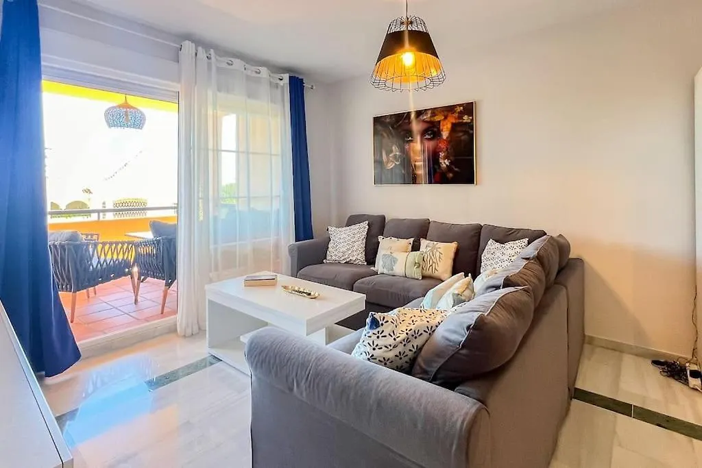 Oleholidays Genova 2 Junto A Hotel Marriot Marbella 0*,  Spain