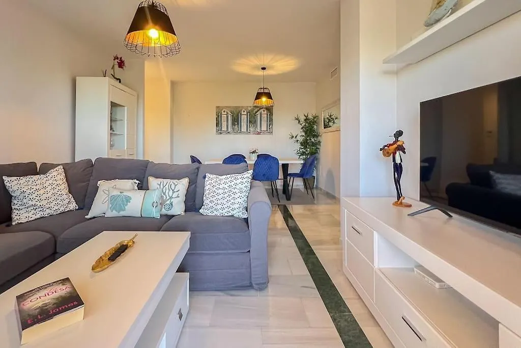 Apartment Oleholidays Genova 2 Junto A Hotel Marriot Marbella